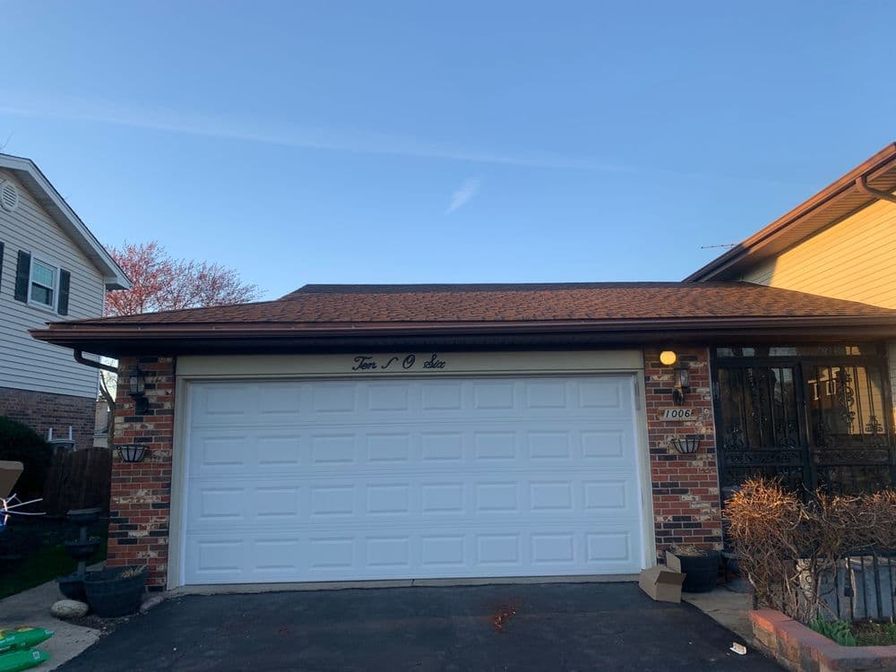 Emergency Garage Door Repair (24/7) image